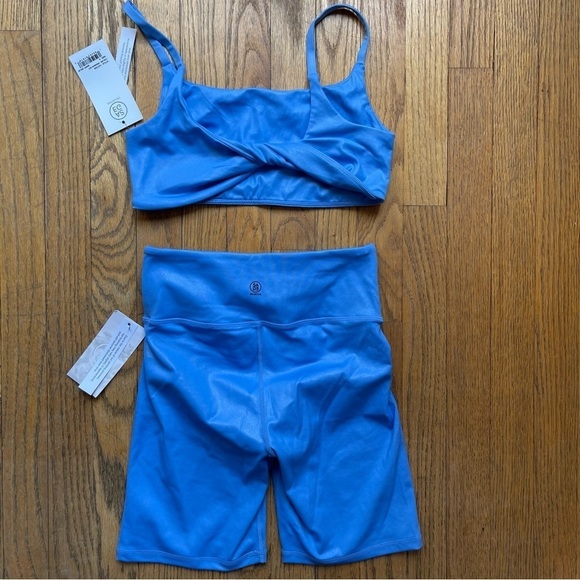 NEW Sage Workout Set Bike Shorts and Sporta Bra Granada Sky Size Small NWT - Picture 4 of 8